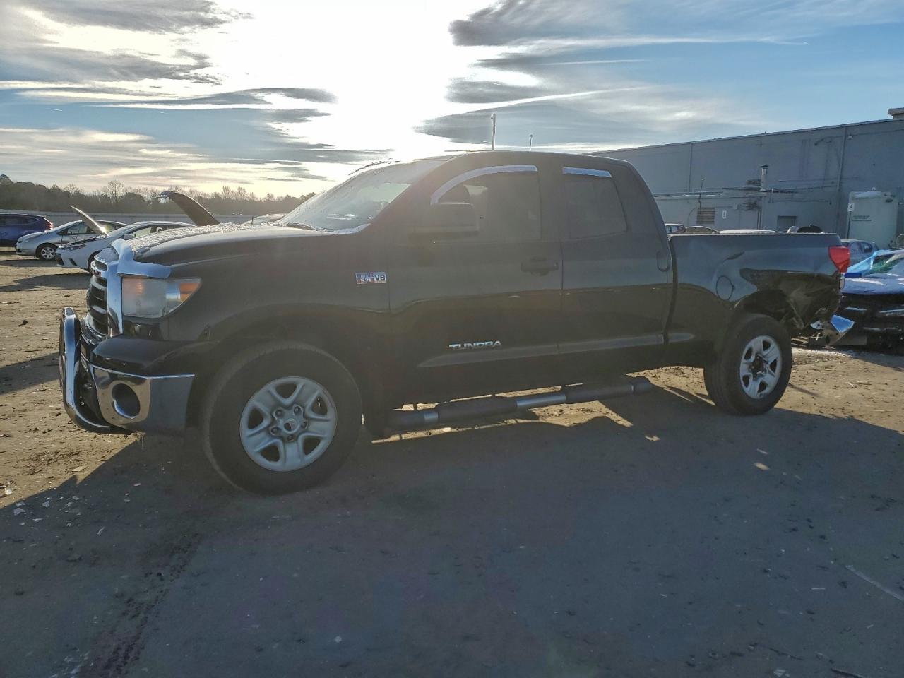 2012 TOYOTA TUNDRA