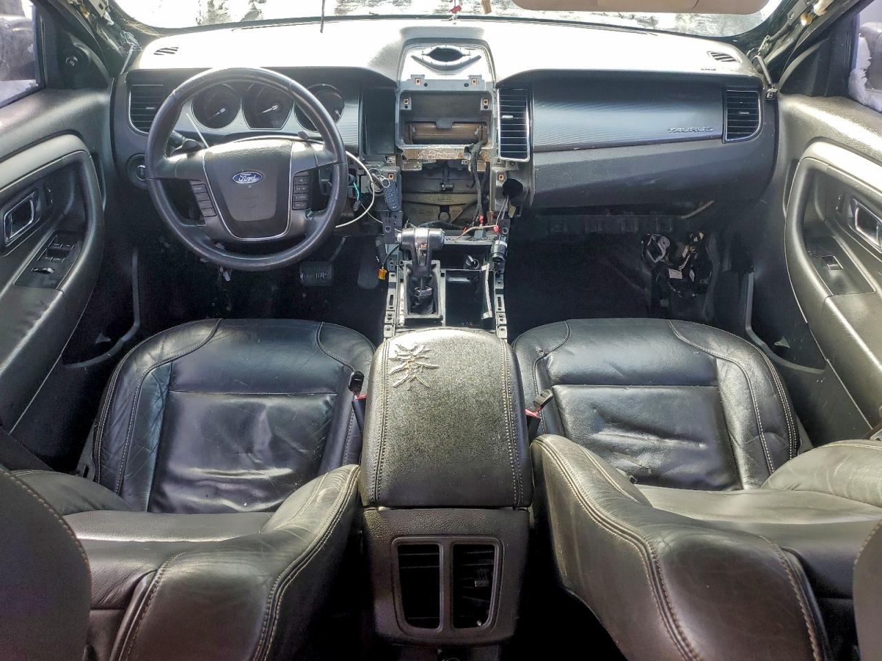 2010 FORD TAURUS SEL photo 8