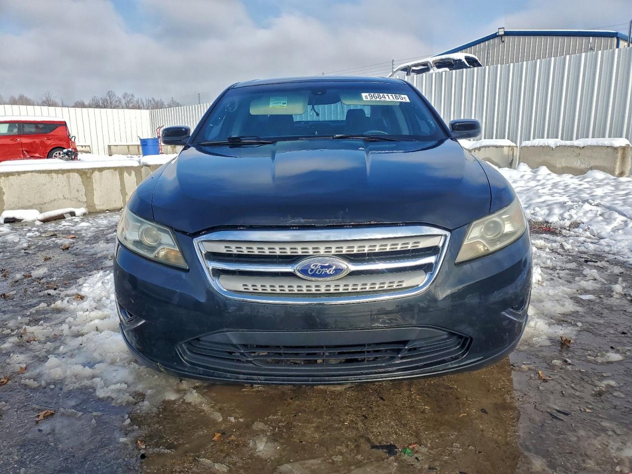 2010 FORD TAURUS SEL photo 5