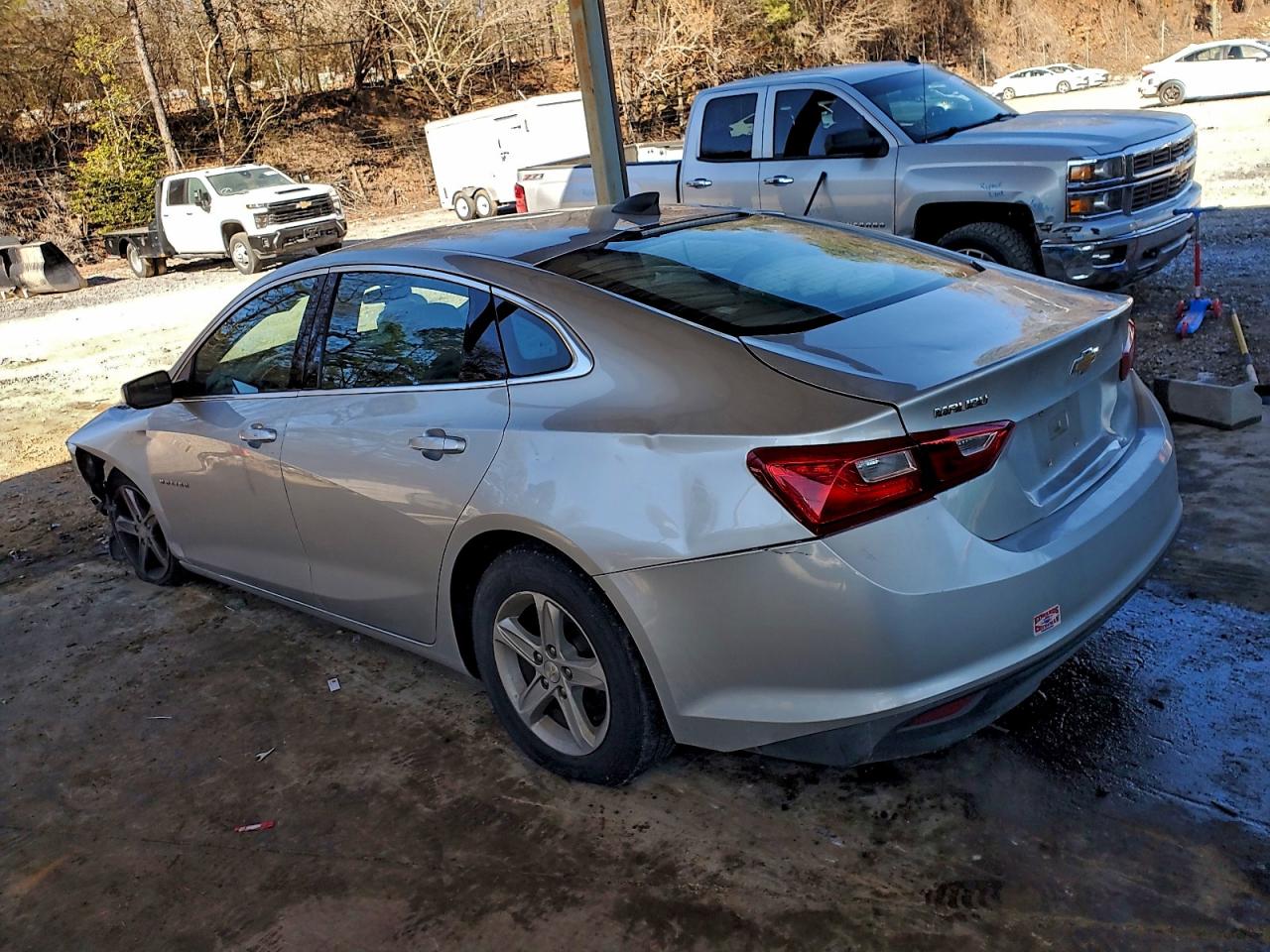 2020 CHEVROLET MALIBU LS photo 2