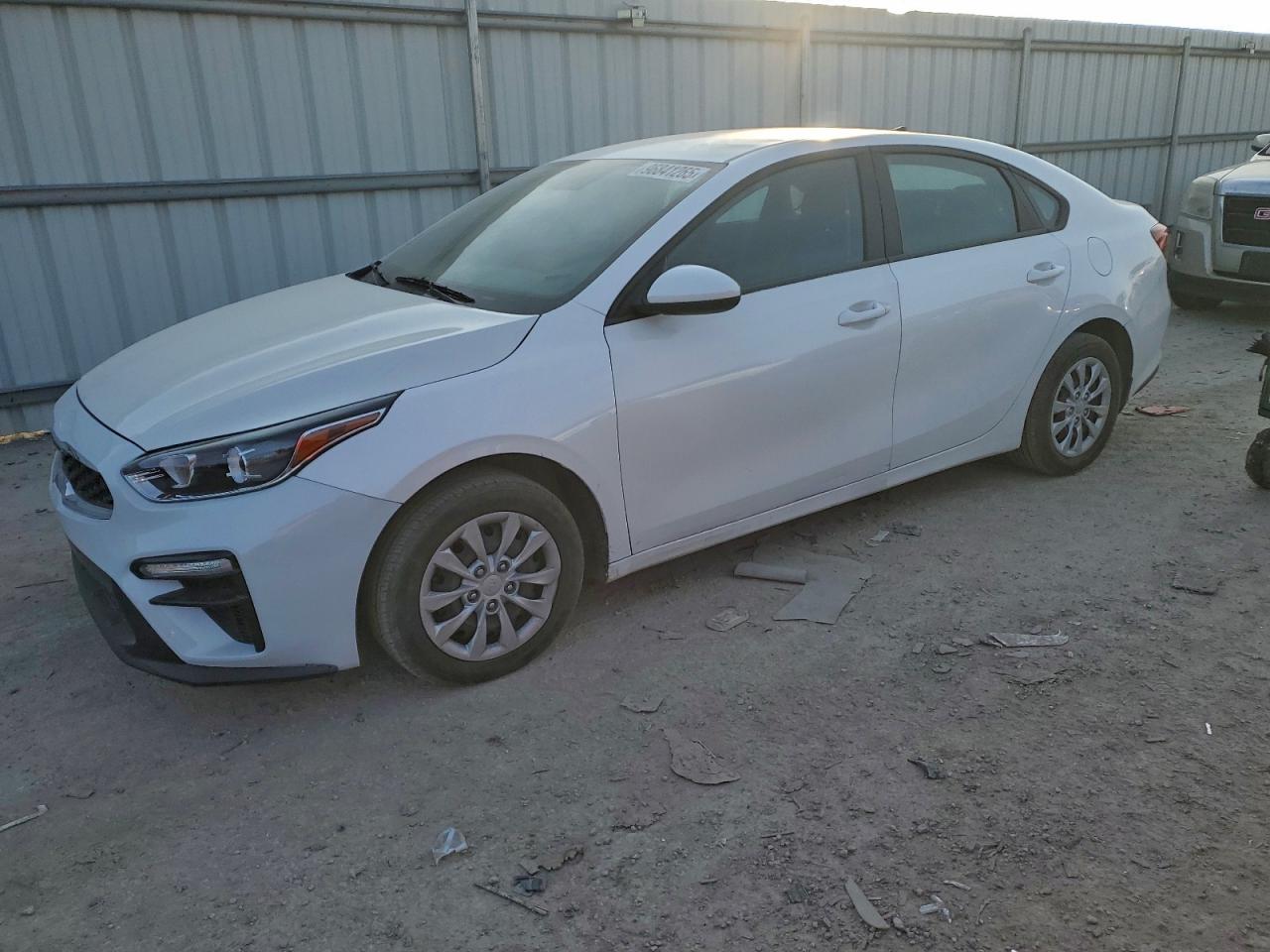 2021 KIA FORTE FE — MINOR DENT/SCRATCHES damage — photo 1