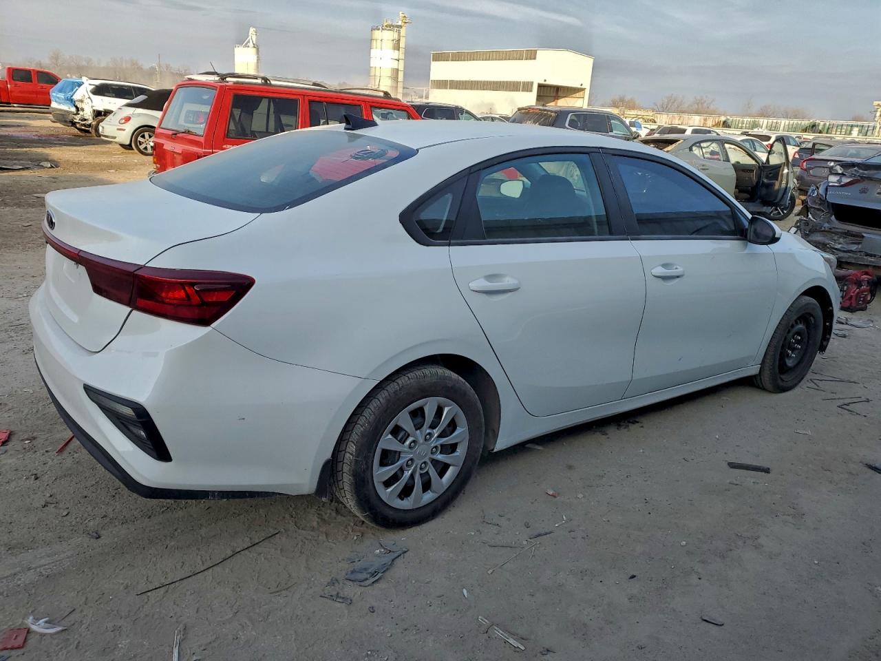 2021 KIA FORTE FE photo 3