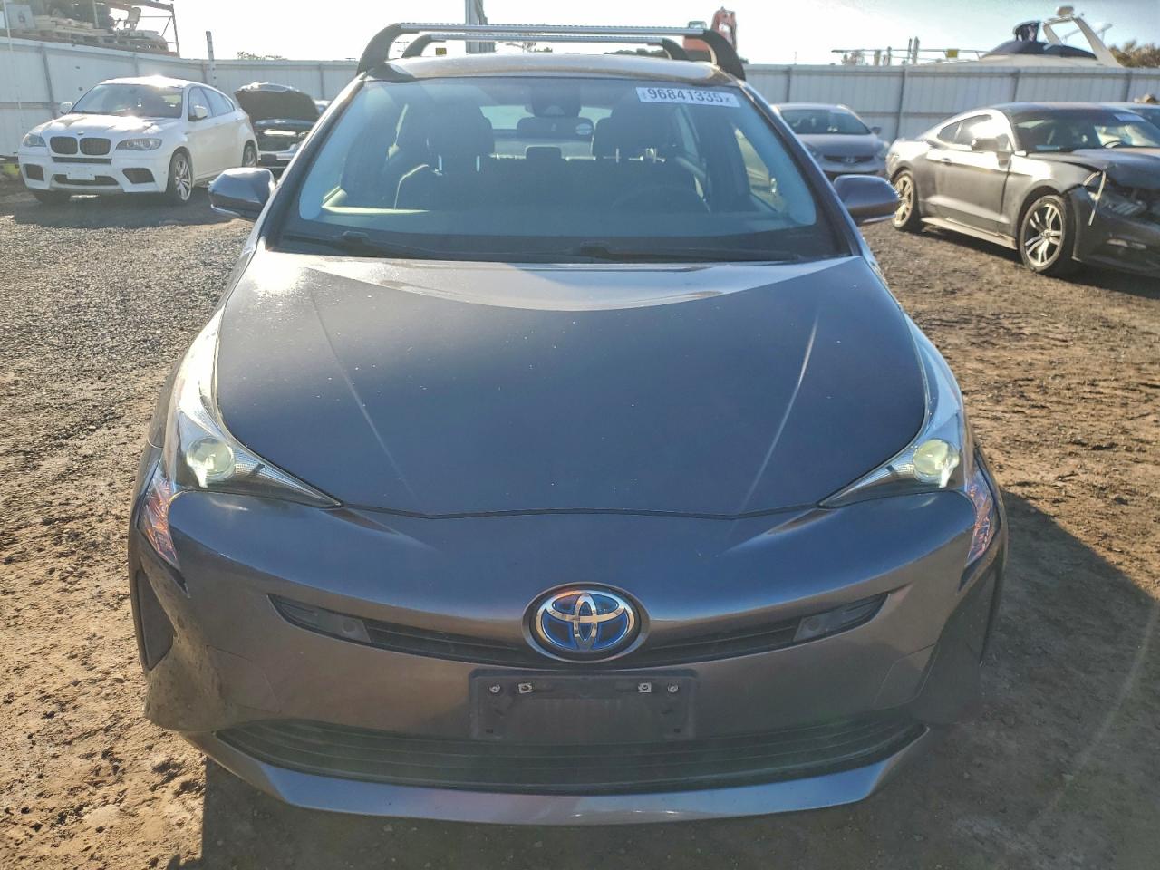 2018 TOYOTA PRIUS photo 5