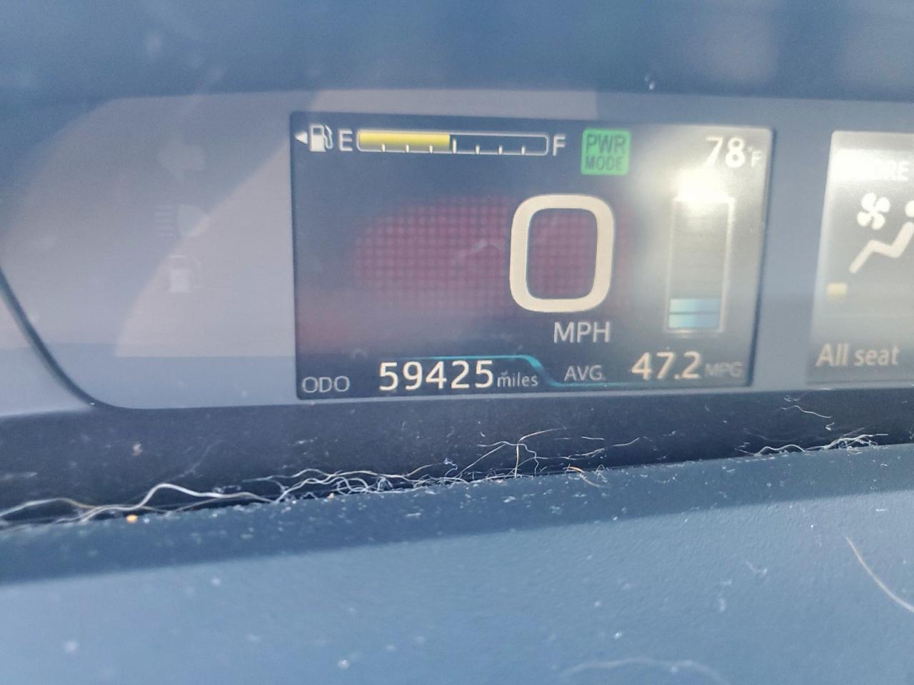 2018 TOYOTA PRIUS photo 9