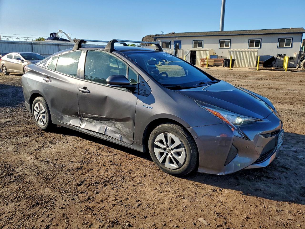 2018 TOYOTA PRIUS photo 4