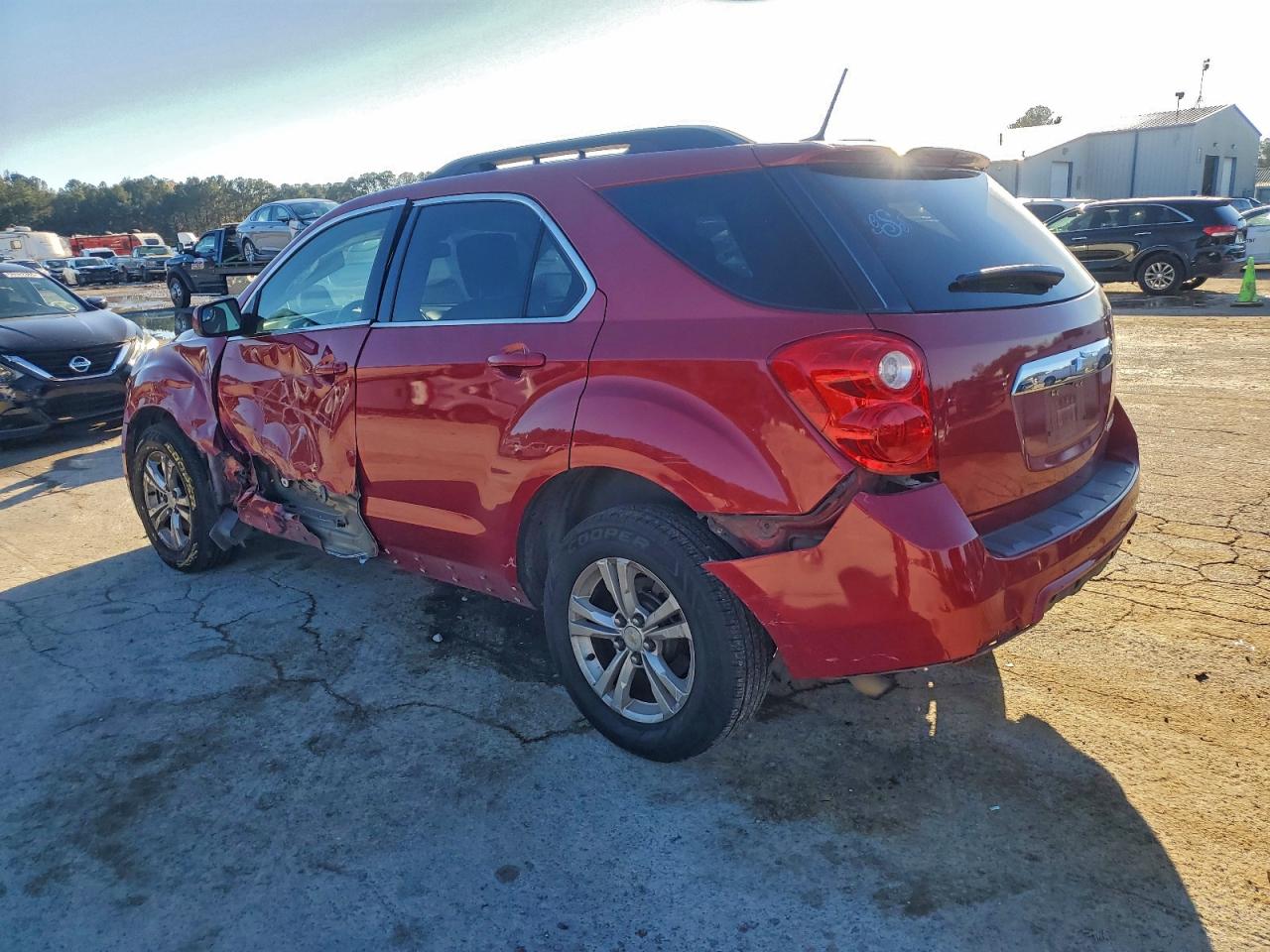 2013 CHEVROLET EQUINOX LT photo 2