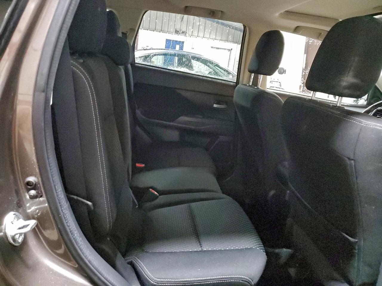 2017 MITSUBISHI OUTLANDER SE photo 11