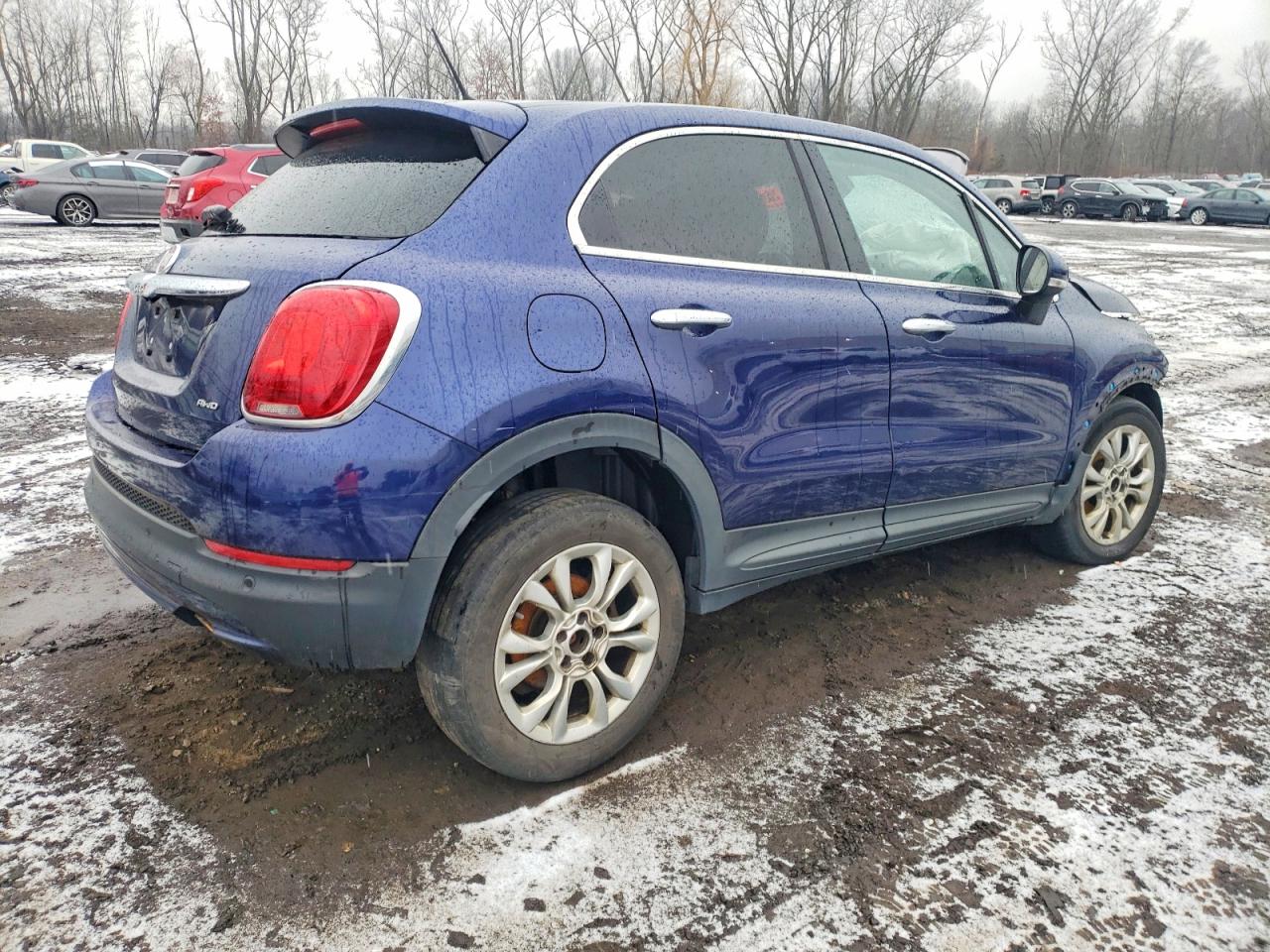 2016 FIAT 500X LOUNGE photo 3