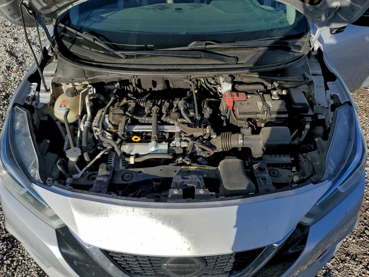 2020 NISSAN VERSA SV photo 11