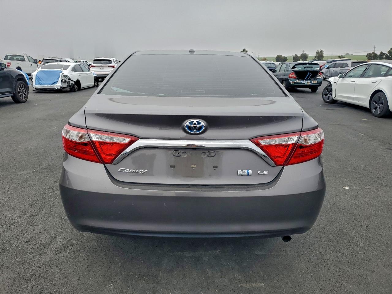 2016 TOYOTA CAMRY HYBRID photo 6