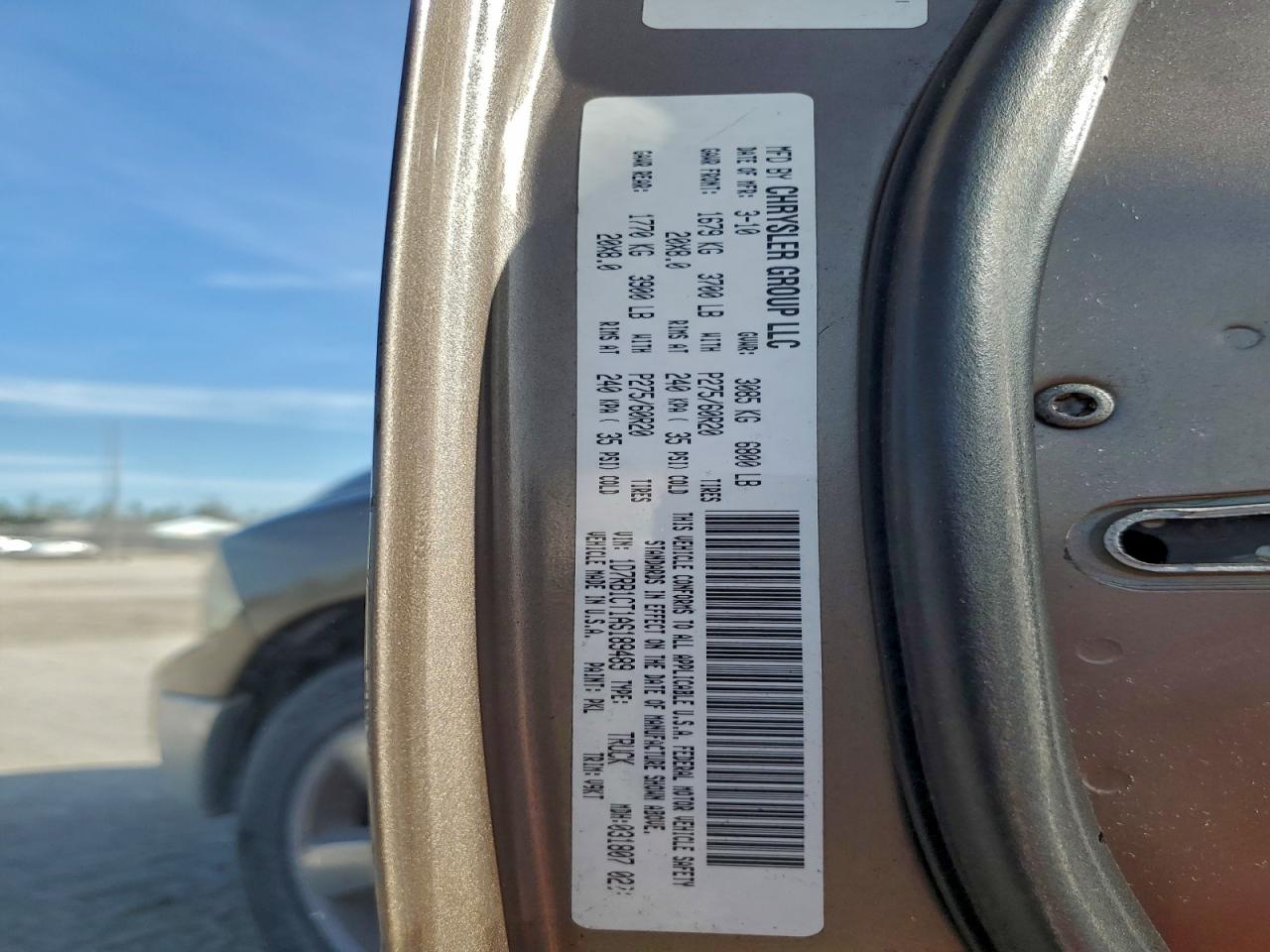 2010 DODGE RAM 1500 photo 12