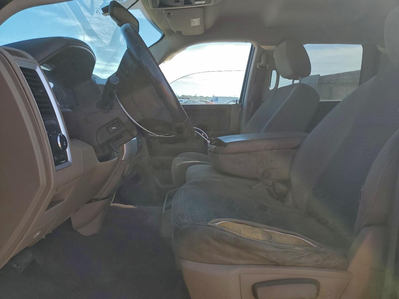 2010 DODGE RAM 1500 photo 7