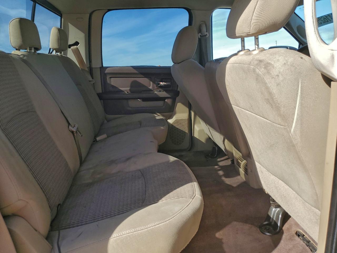 2010 DODGE RAM 1500 photo 10
