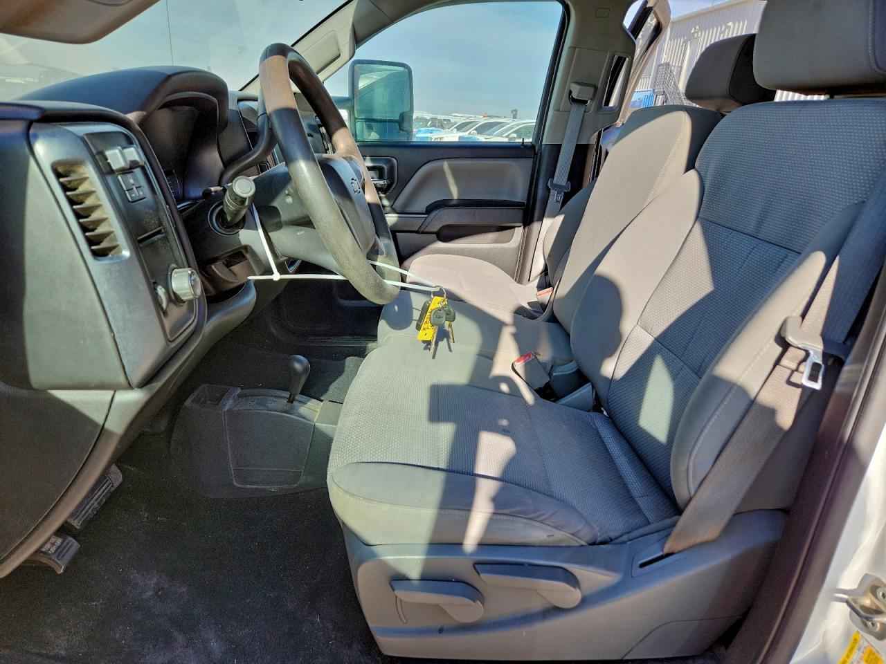 2015 CHEVROLET SILVERADO K2500 HEAVY DUTY photo 7