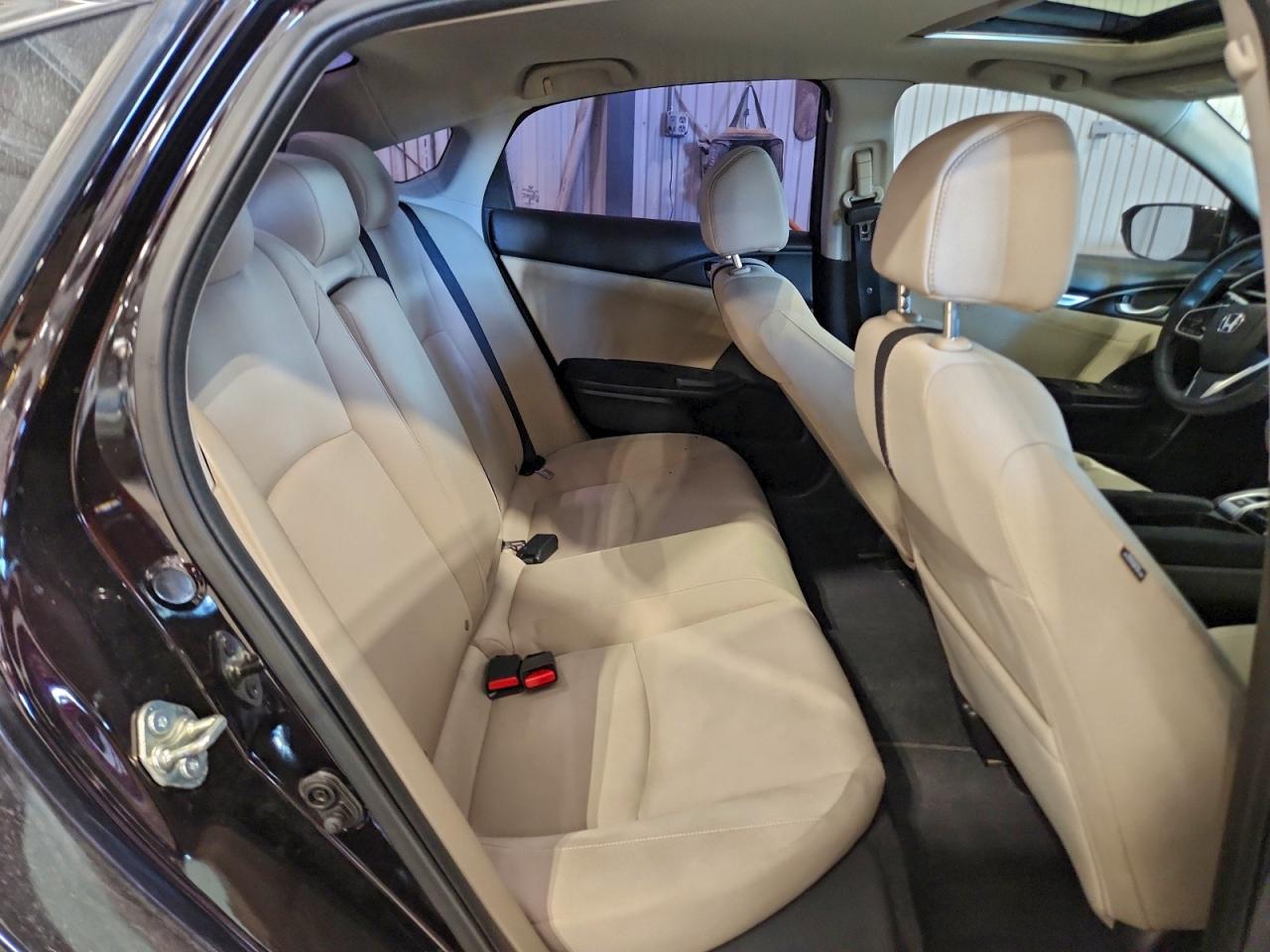 2016 HONDA CIVIC EX photo 10