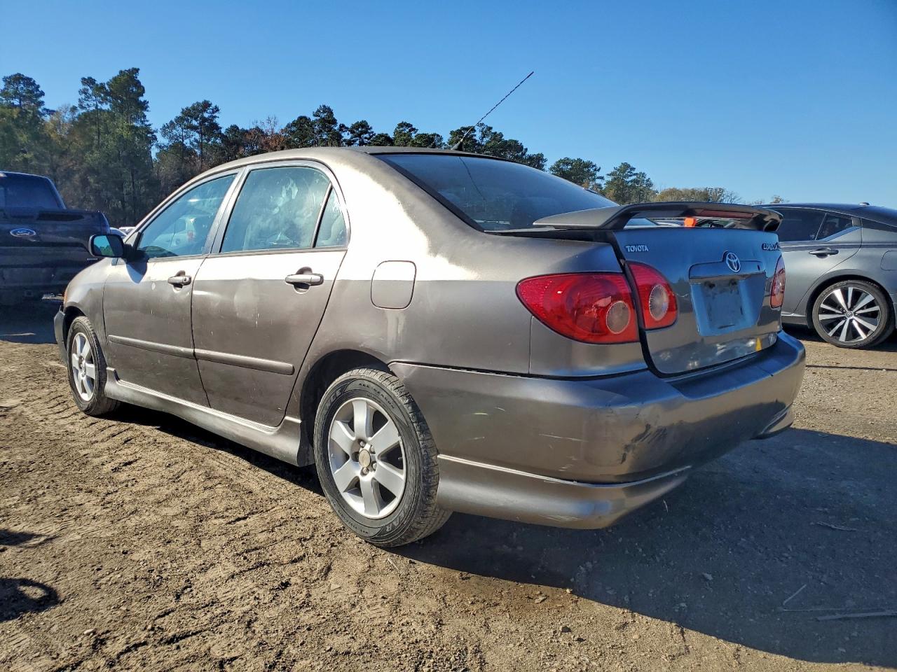2007 TOYOTA COROLLA CE photo 2