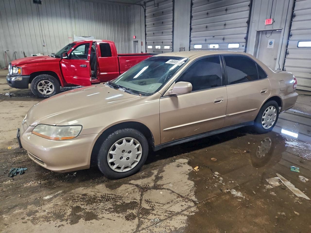 2002 HONDA ACCORD LX — NORMAL WEAR damage — photo 1