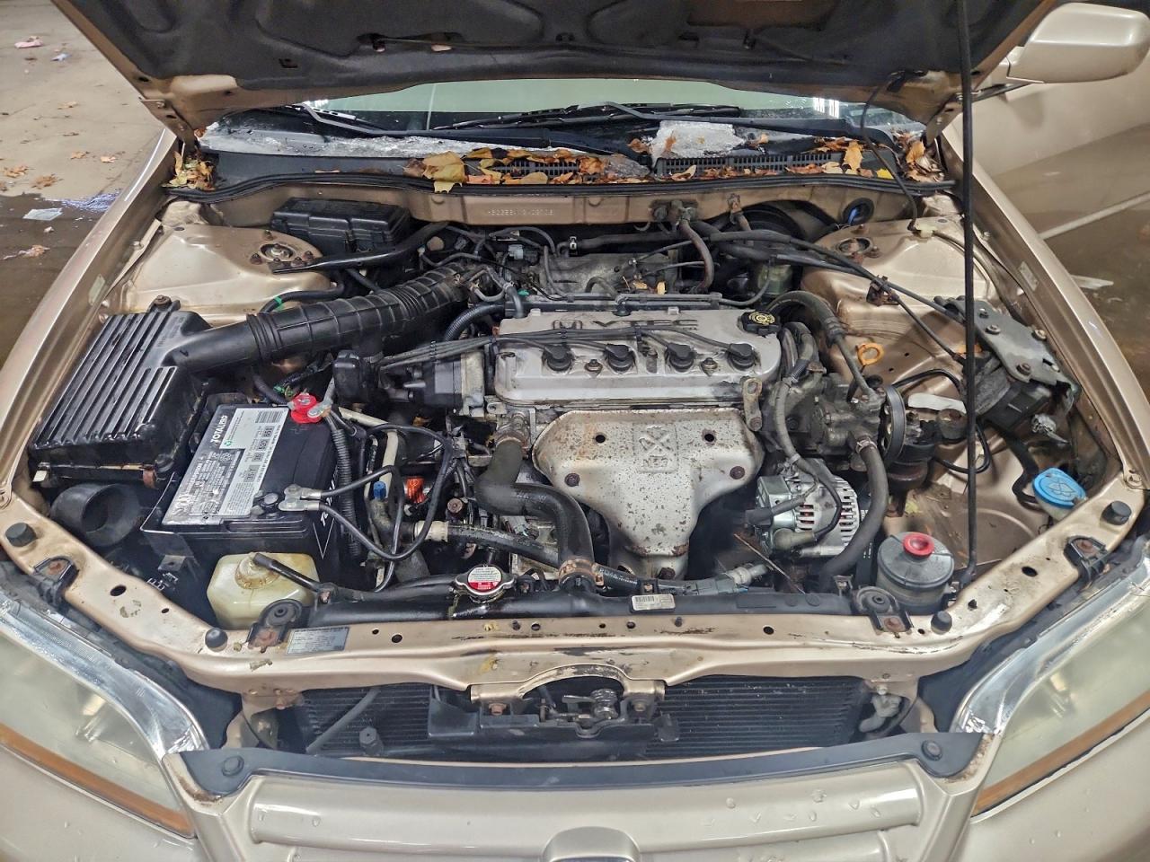 2002 HONDA ACCORD LX photo 11