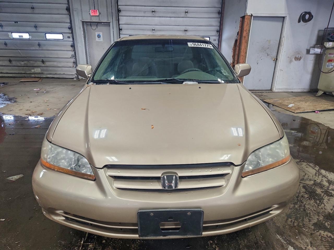 2002 HONDA ACCORD LX photo 5