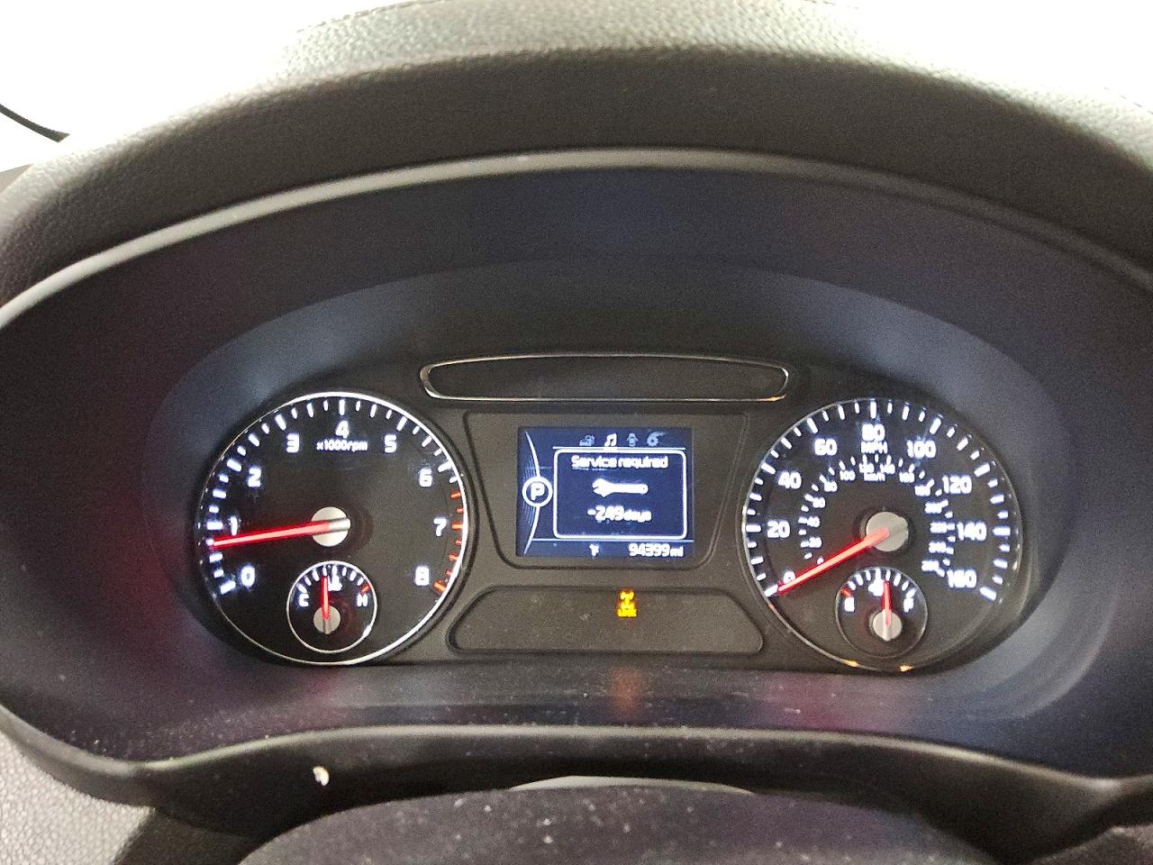 2016 KIA SORENTO LX photo 9