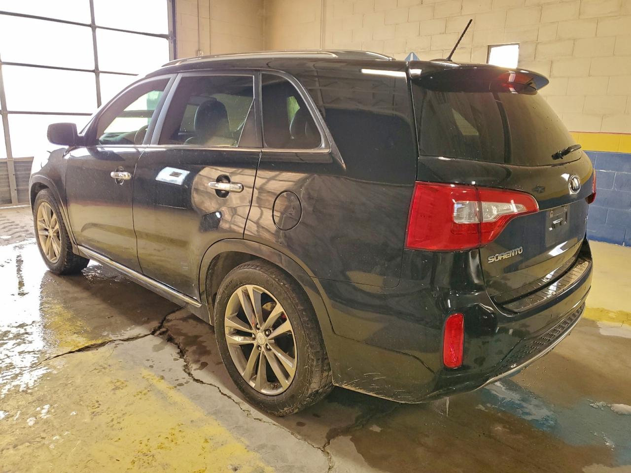 2015 KIA SORENTO SX photo 2