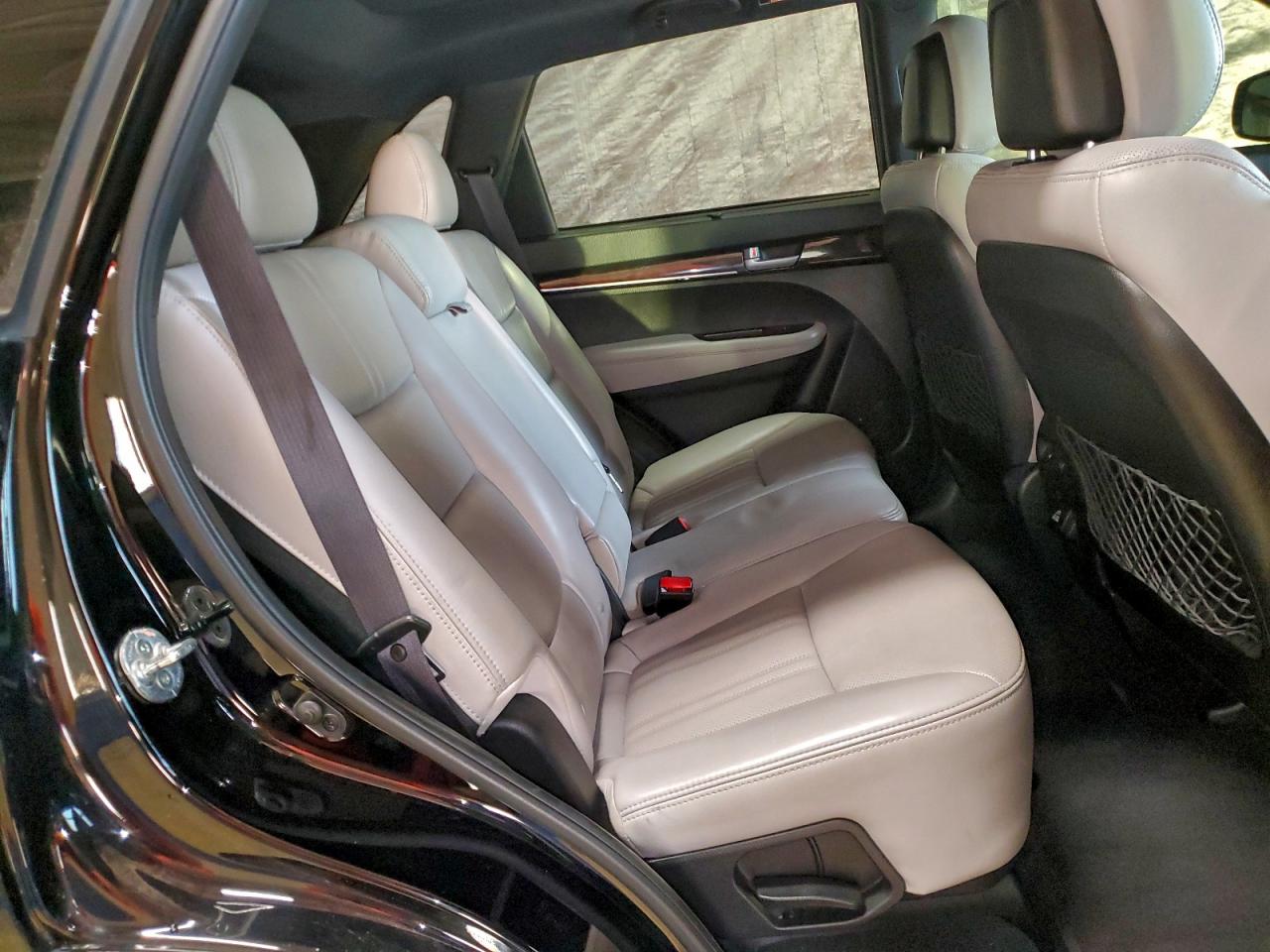 2015 KIA SORENTO SX photo 11