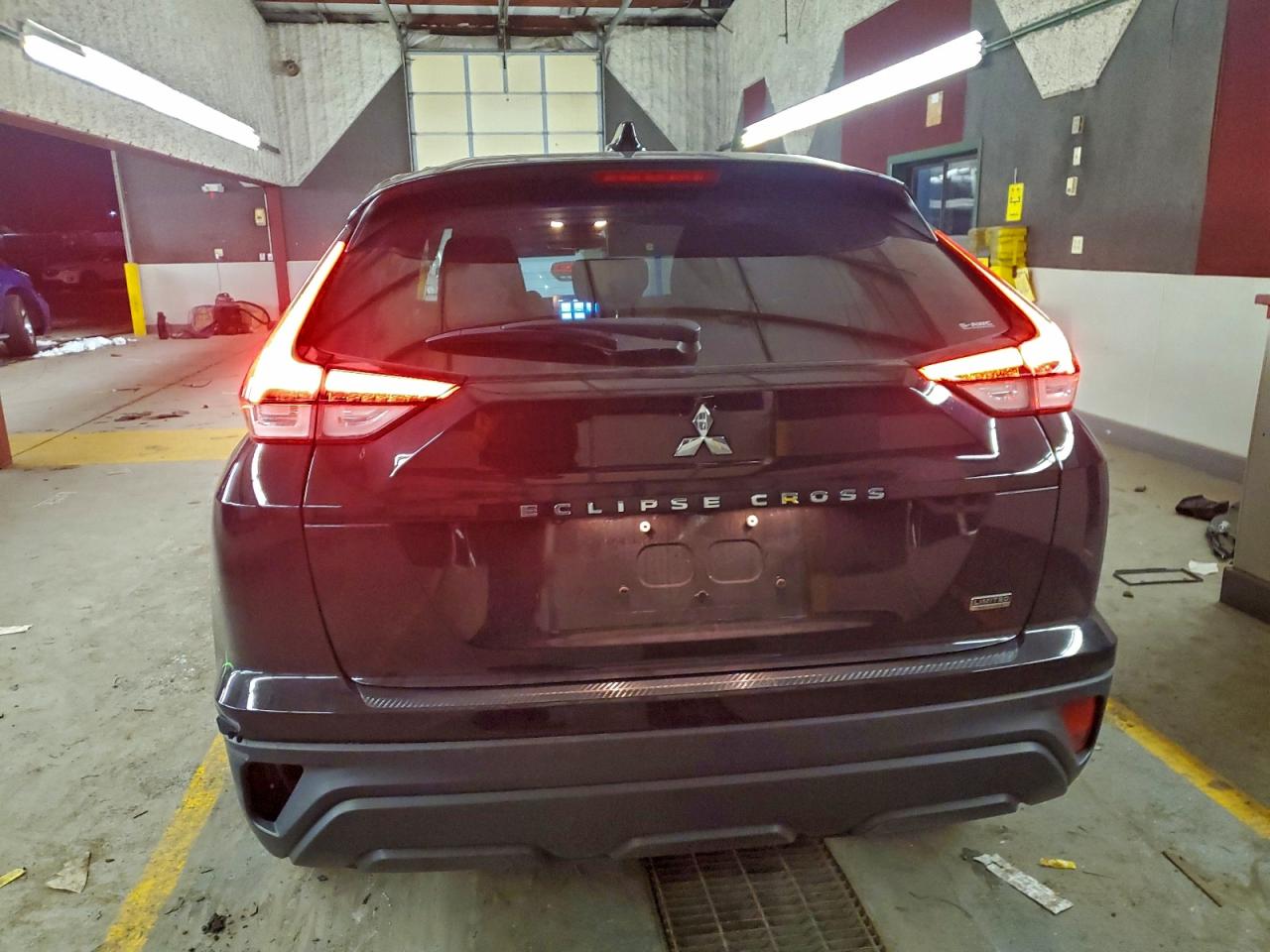 2022 MITSUBISHI ECLIPSE CROSS LE photo 6