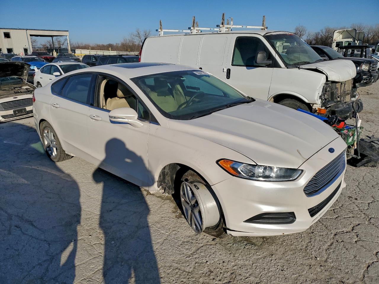 2013 FORD FUSION SE photo 4