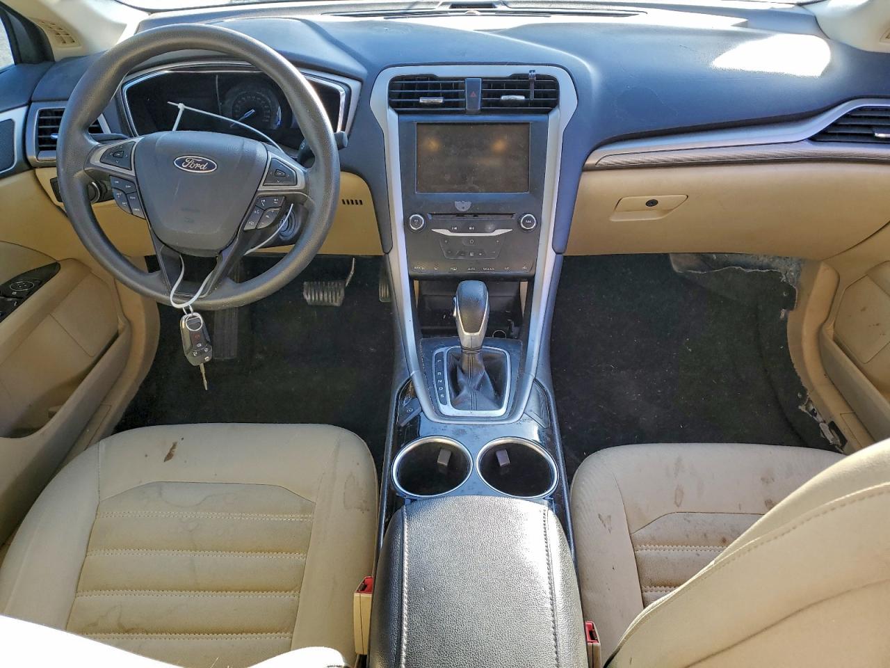 2013 FORD FUSION SE photo 8