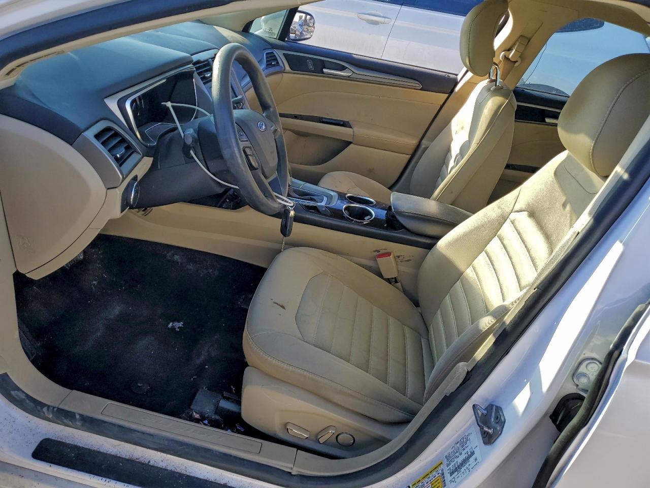 2013 FORD FUSION SE photo 7