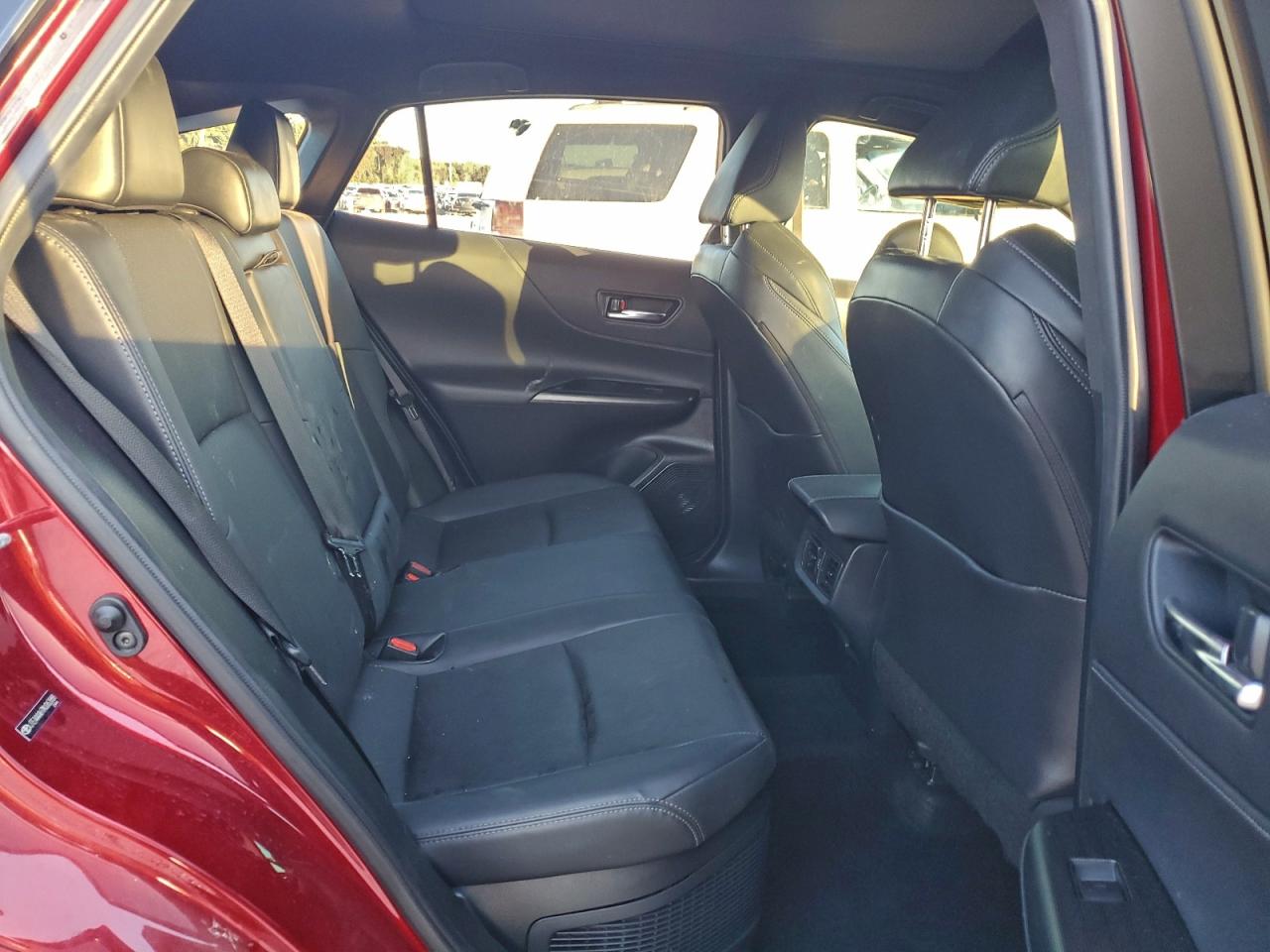 2021 TOYOTA VENZA LE photo 11