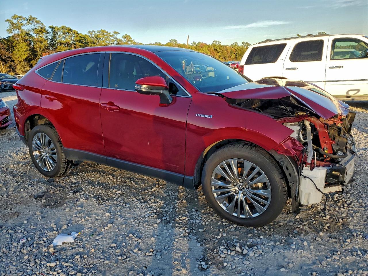 2021 TOYOTA VENZA LE photo 4