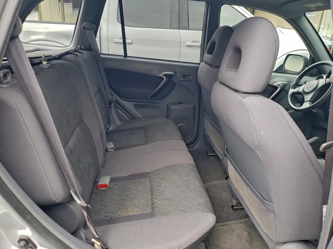 2002 TOYOTA RAV4 photo 11