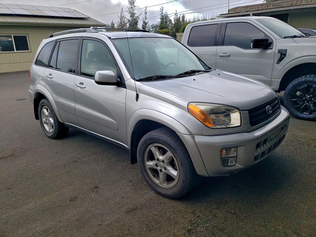 2002 TOYOTA RAV4 photo 4