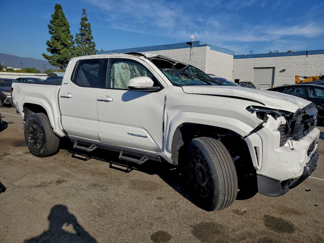 2025 TOYOTA TACOMA SR5 photo 4