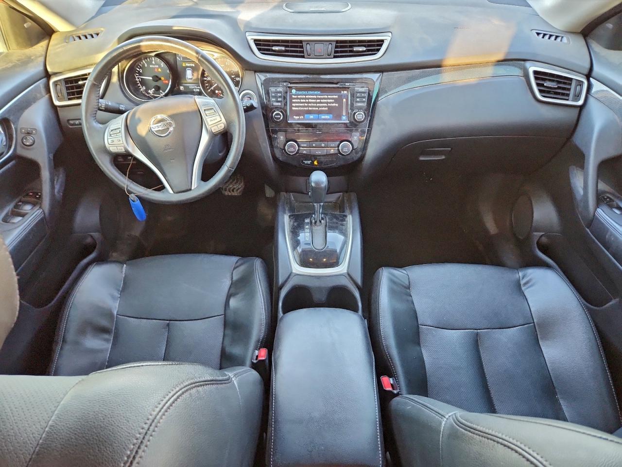 2016 NISSAN ROGUE S photo 8