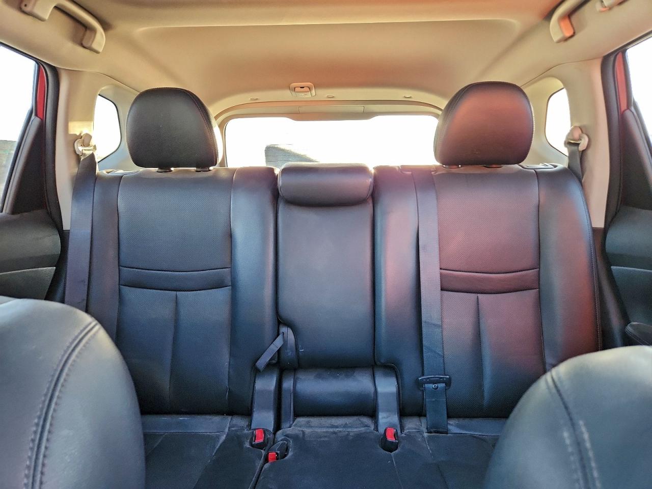 2016 NISSAN ROGUE S photo 10