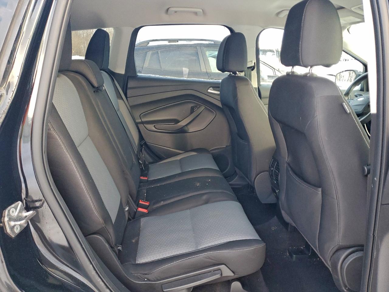2017 FORD ESCAPE SE photo 11