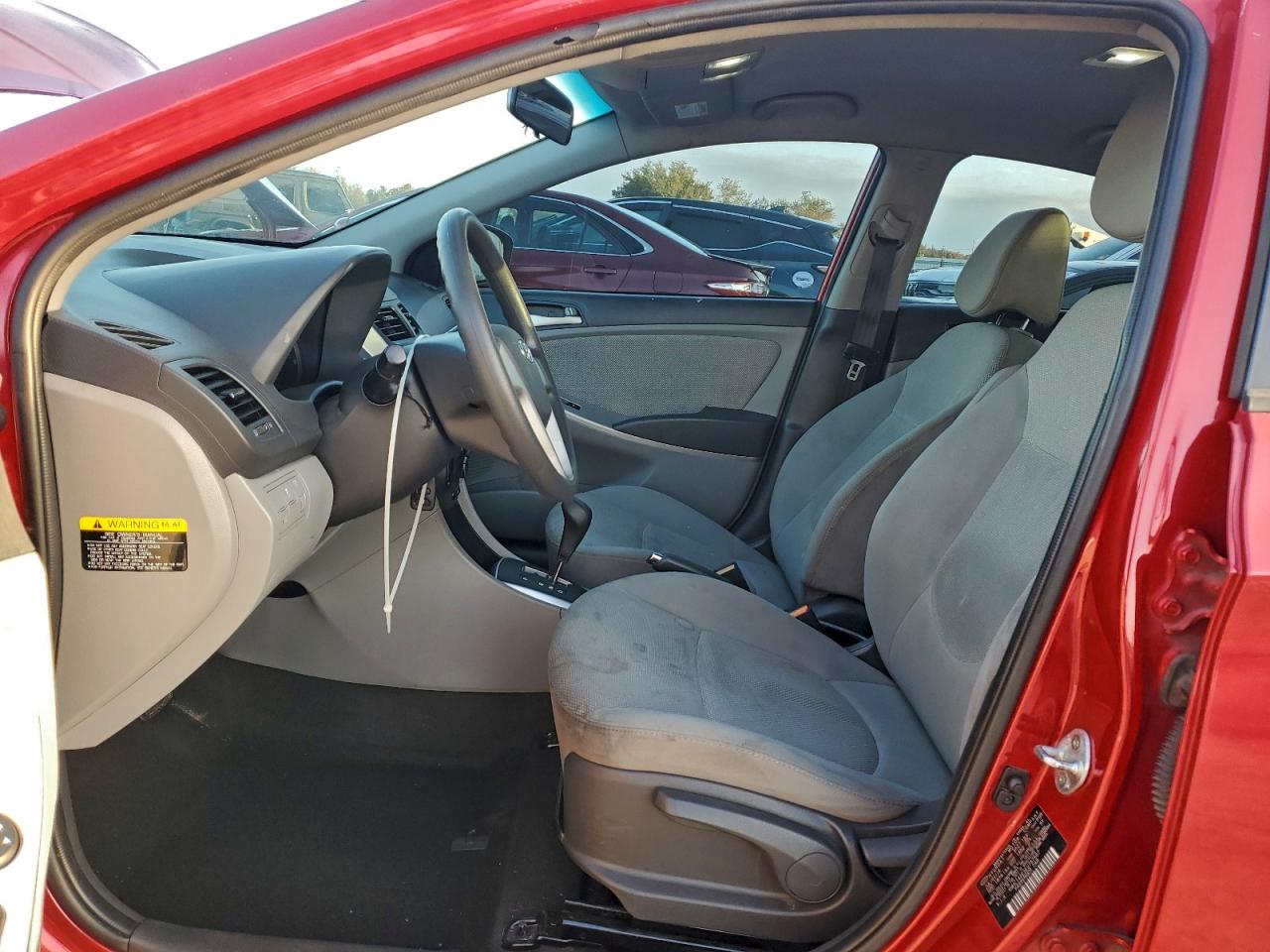 2014 HYUNDAI ACCENT GLS photo 7