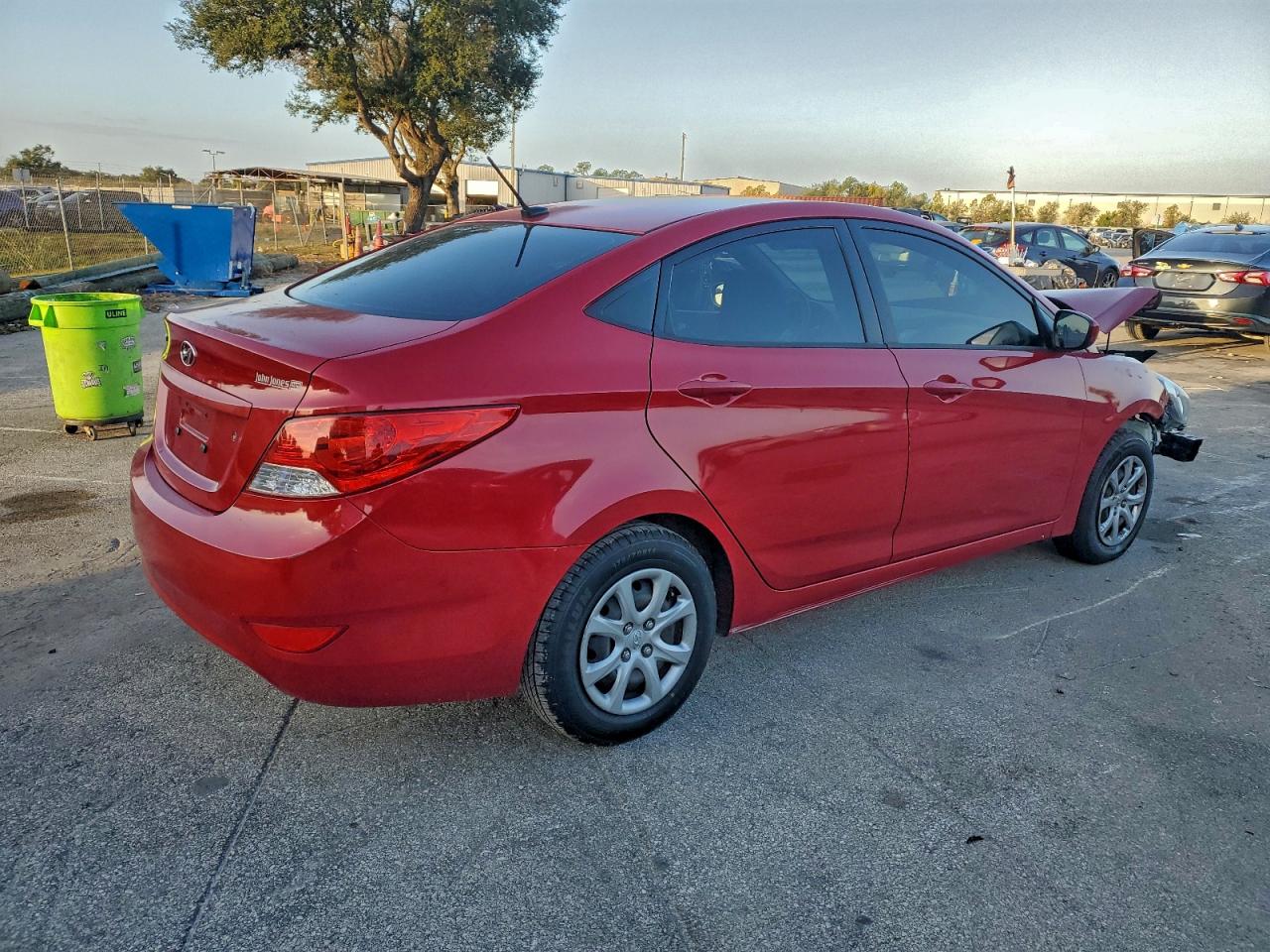 2014 HYUNDAI ACCENT GLS photo 3