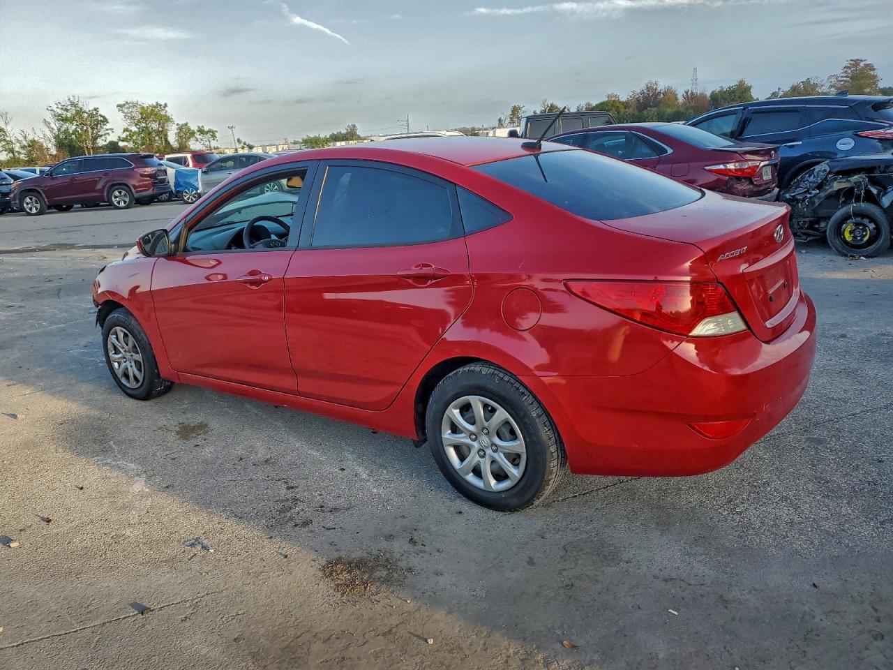 2014 HYUNDAI ACCENT GLS photo 2
