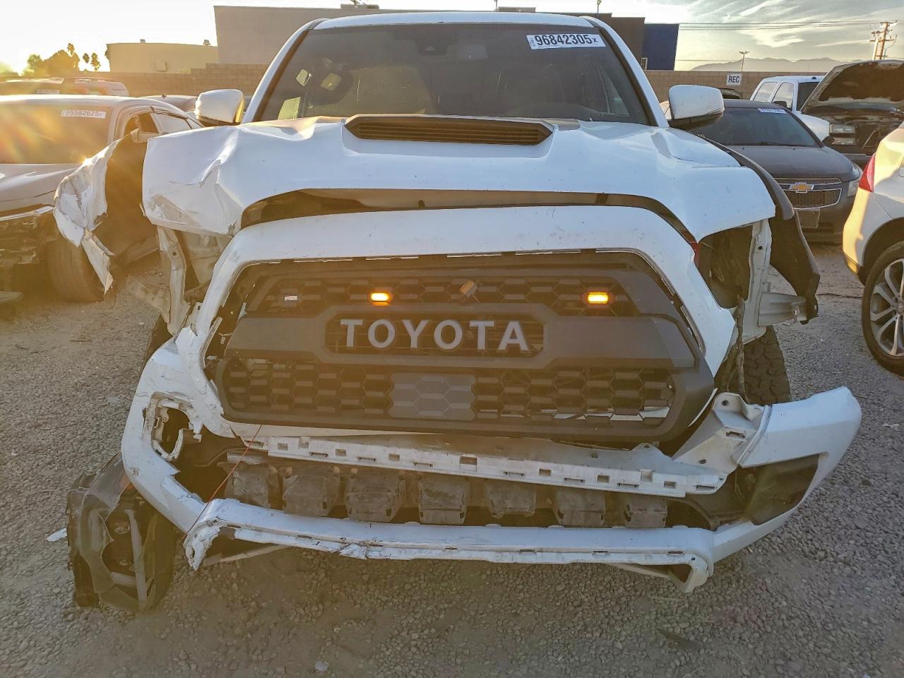 2019 TOYOTA TACOMA DOUBLE CAB photo 5
