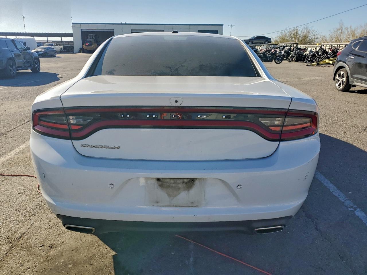 2020 DODGE CHARGER SXT photo 6