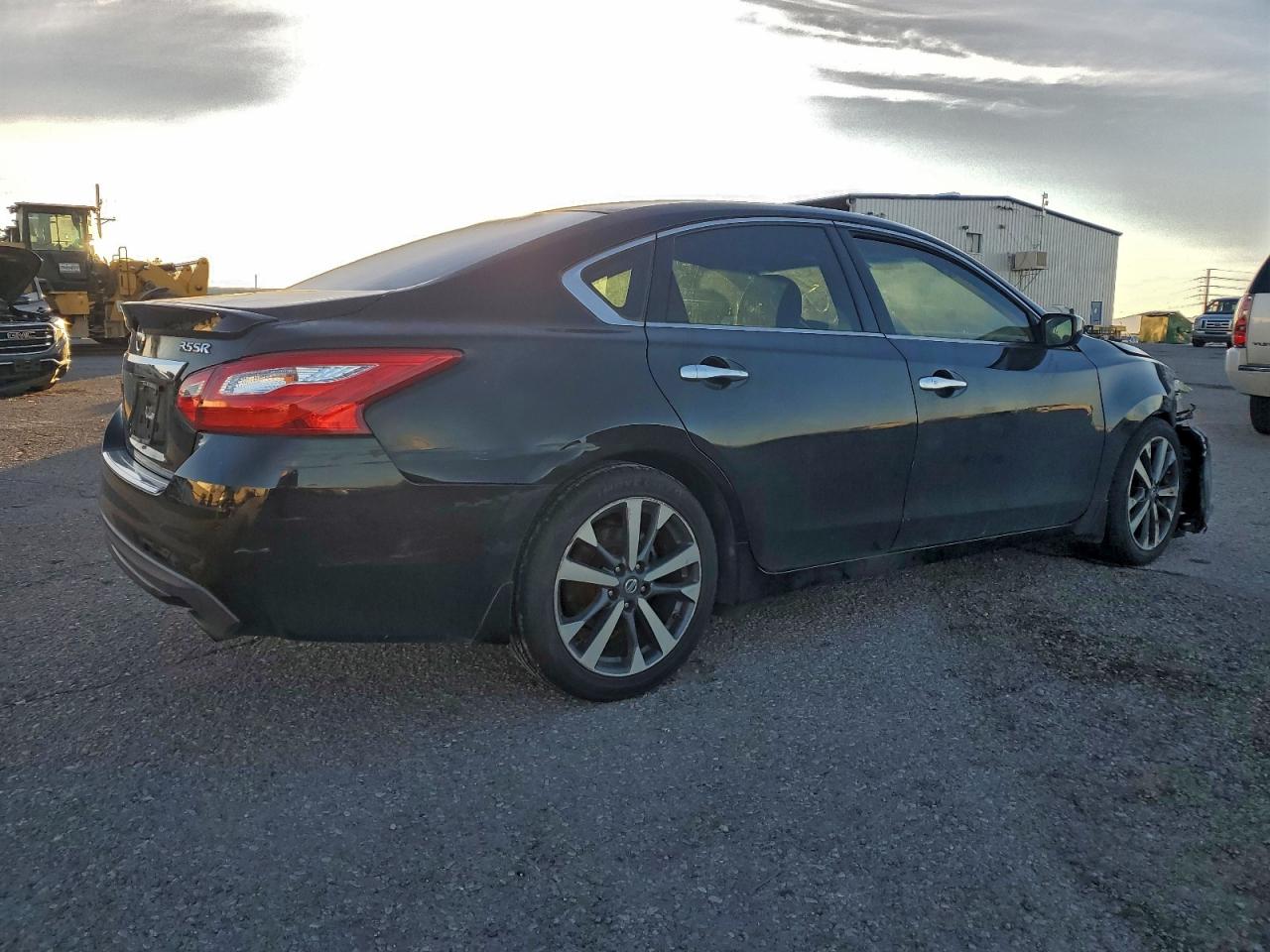 2016 NISSAN ALTIMA 3.5SL photo 3
