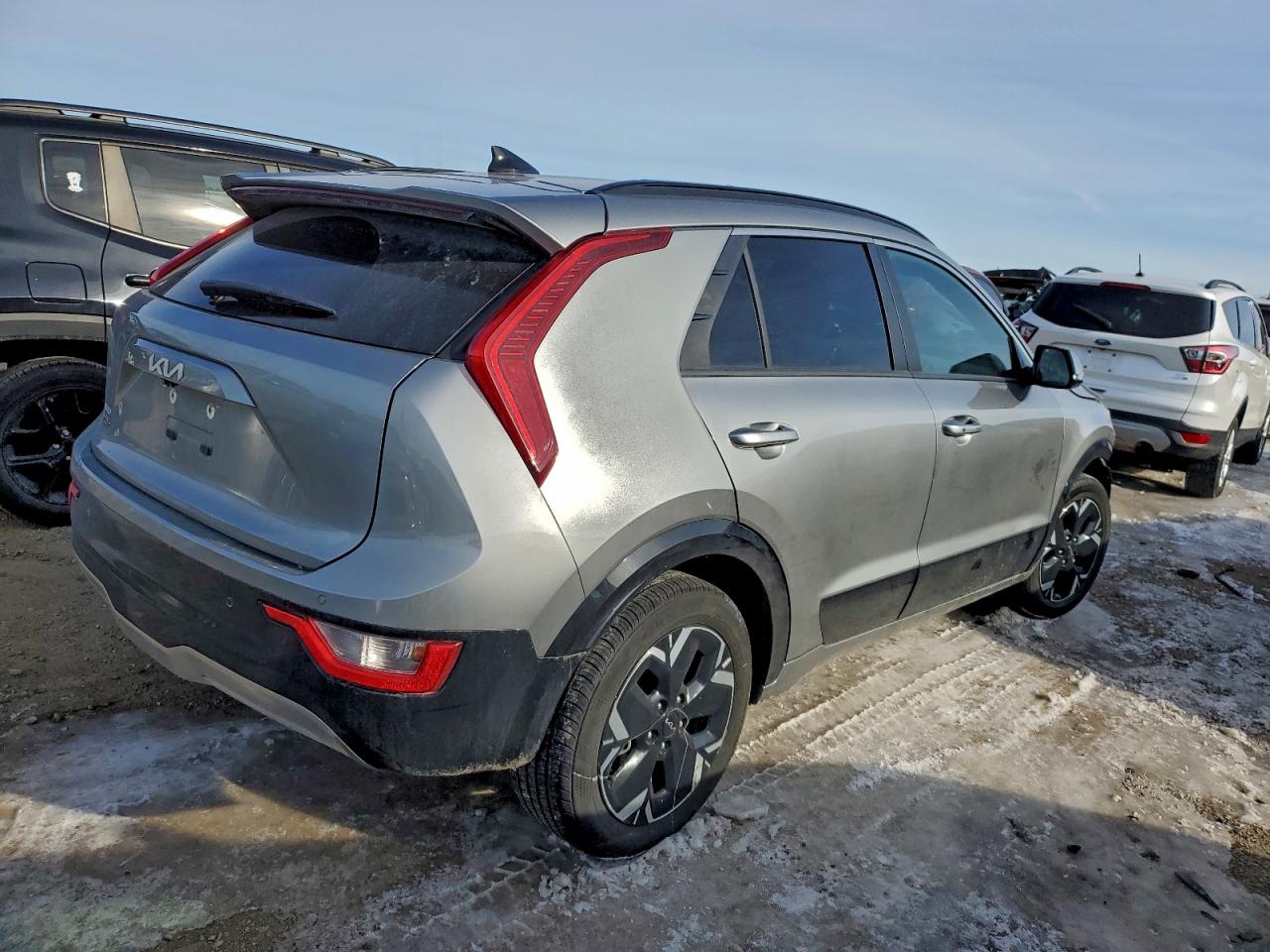 2023 KIA NIRO WIND photo 3