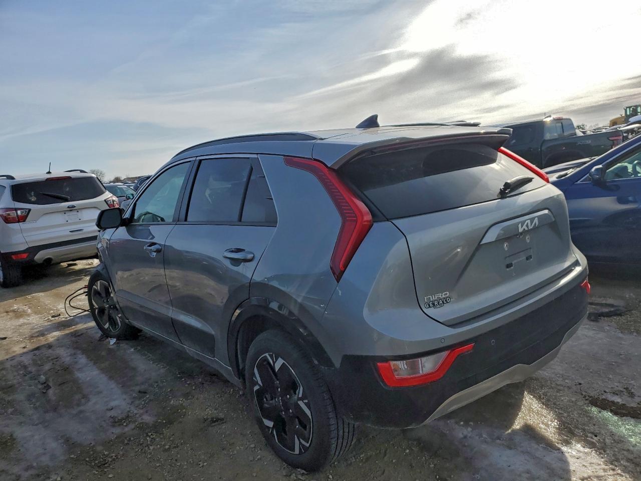 2023 KIA NIRO WIND photo 2