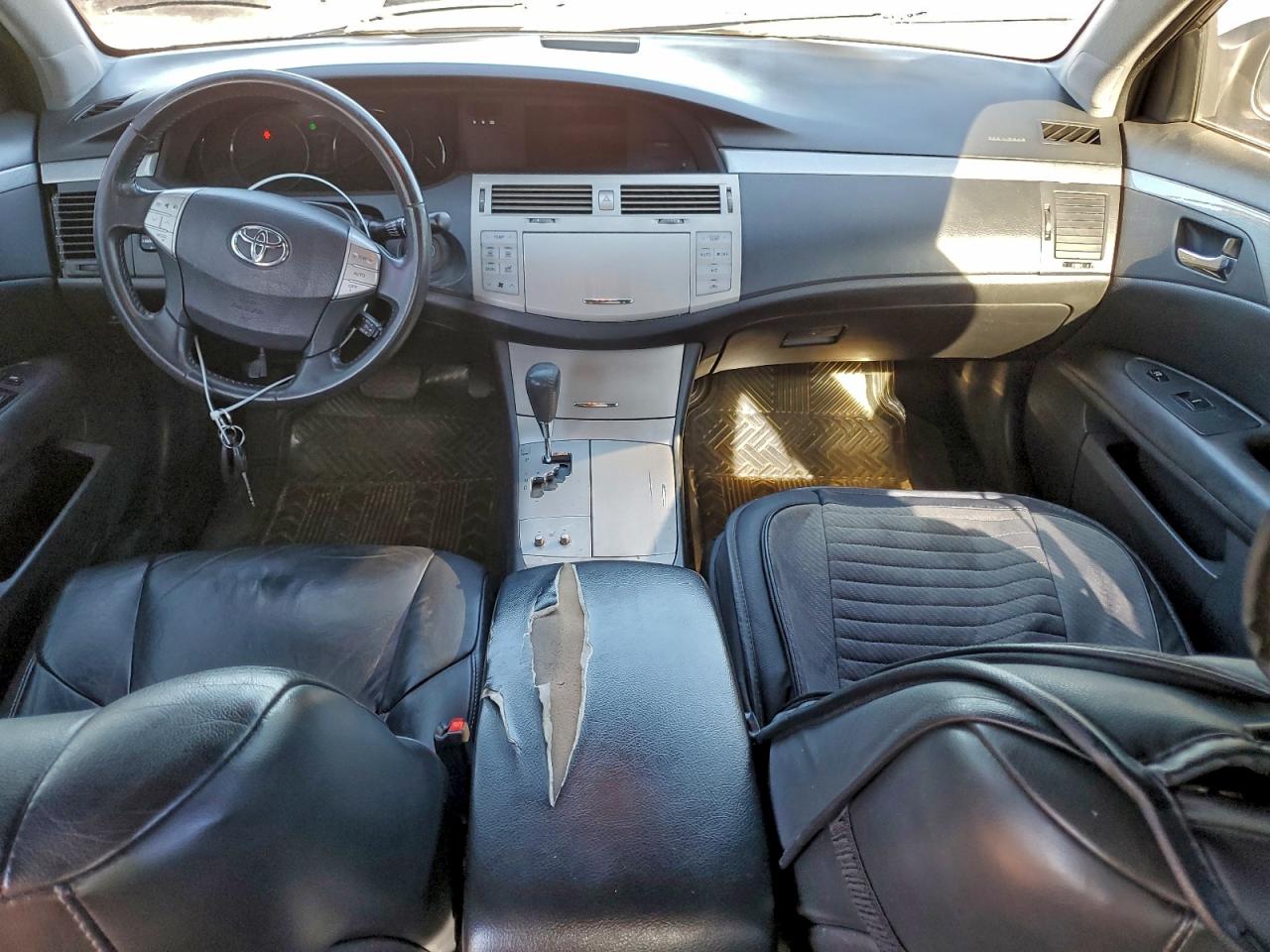 2006 TOYOTA AVALON XL photo 8