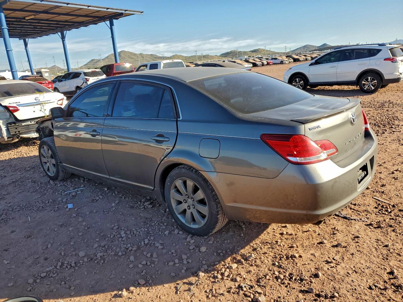 2006 TOYOTA AVALON XL photo 2