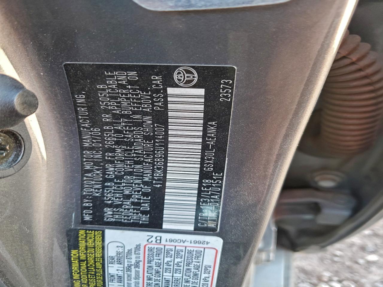 2006 TOYOTA AVALON XL photo 12