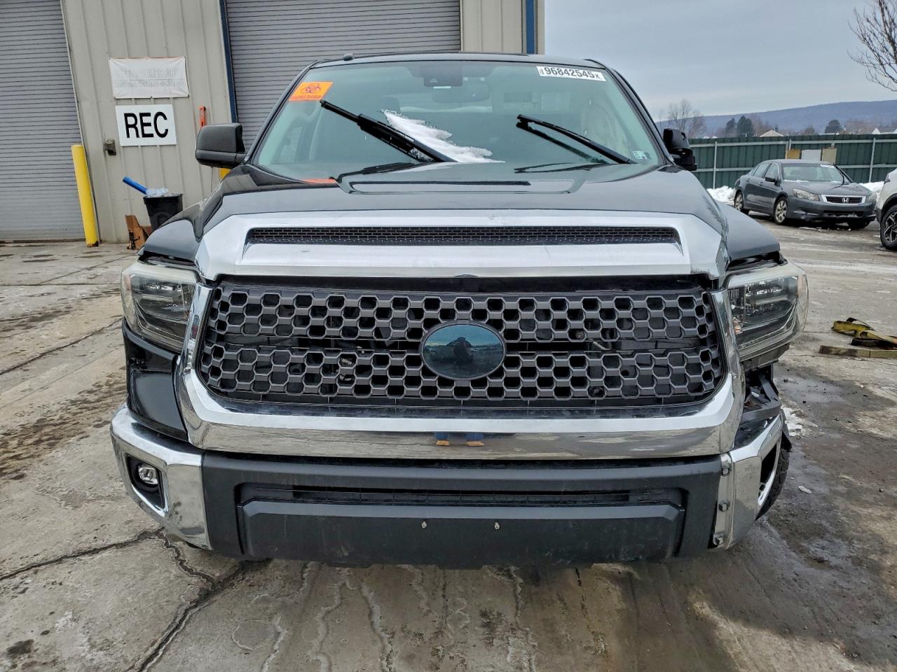 2018 TOYOTA TUNDRA SR5 photo 5